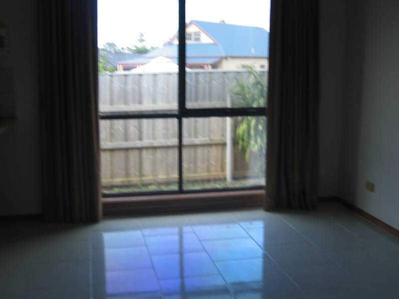 3/8 Hopetoun Road, Drouin VIC 3818