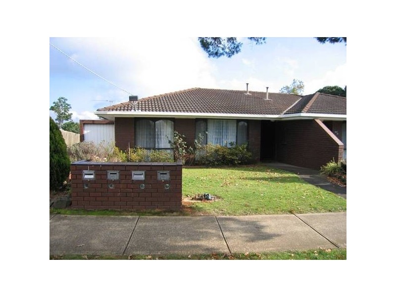 2 / 105 Victoria street, Warragul VIC 3820
