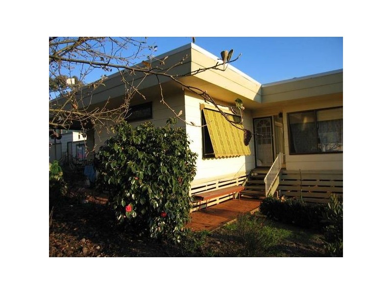 4 Community Place, Ellinbank VIC 3821