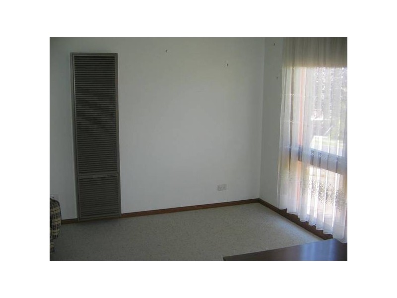 2/27 McArthur Street, Warragul VIC 3820