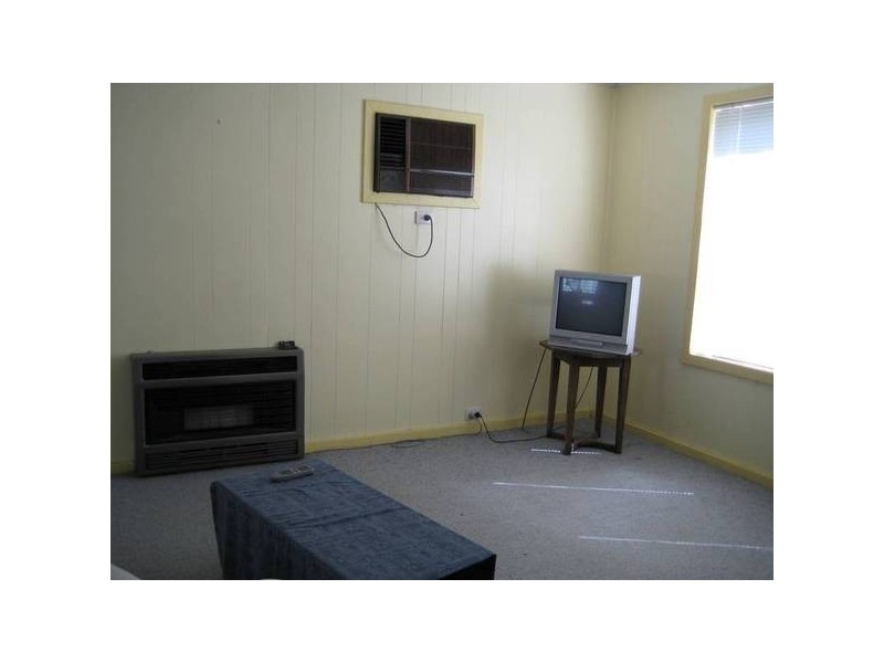 17 Fenton Street, Warragul VIC 3820