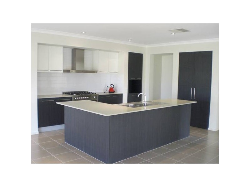 52 Jefferson Road, Garfield VIC 3814