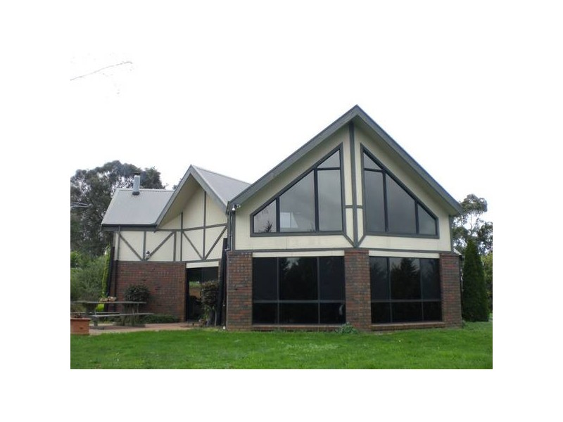 6 Dywerstead Street, Buln Buln VIC 3821