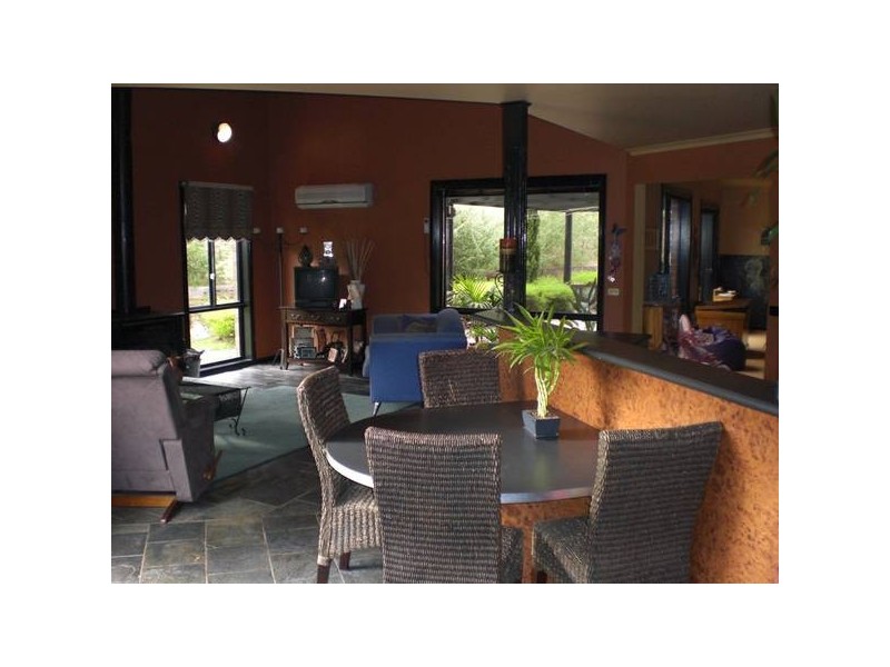 6 Dywerstead Street, Buln Buln VIC 3821