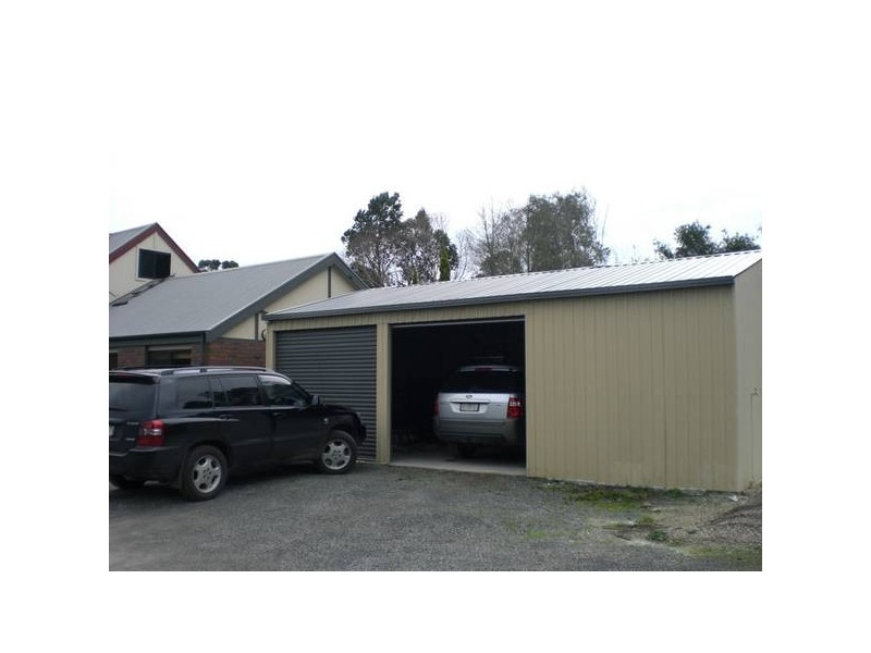 6 Dywerstead Street, Buln Buln VIC 3821