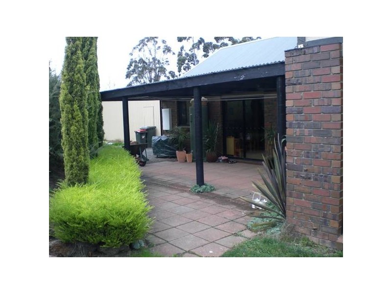 6 Dywerstead Street, Buln Buln VIC 3821