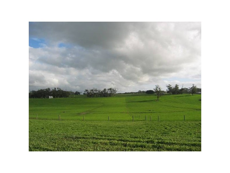 54 Brock Road, Hallora VIC 3818