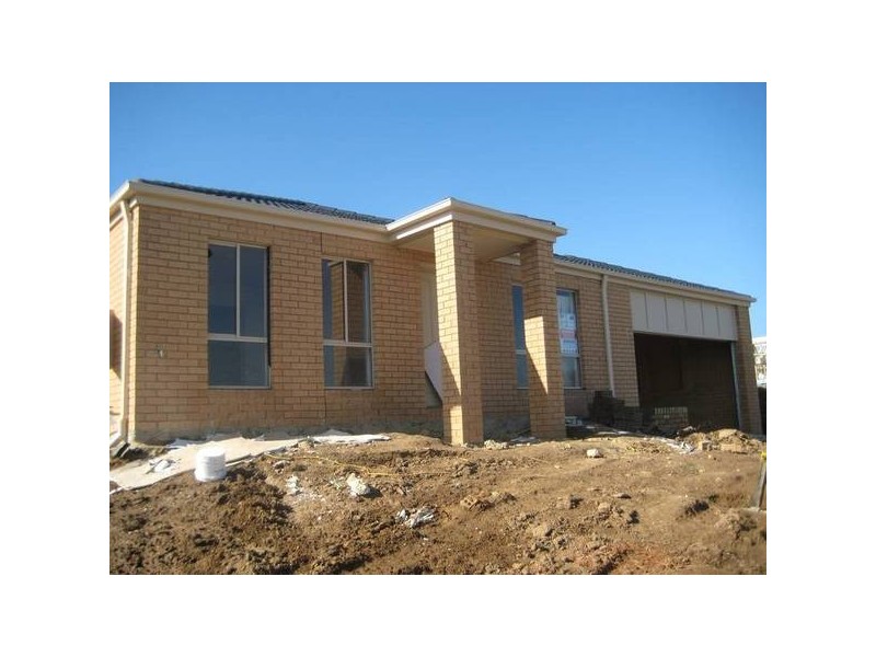 30 Sutherland Drive, Drouin VIC 3818