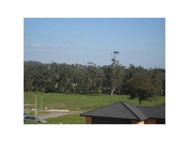 30 Sutherland Drive, Drouin VIC 3818