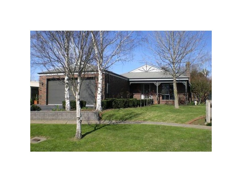 2 Betula Court, Warragul VIC 3820