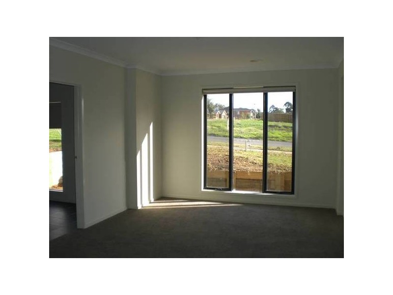 52 Jefferson Road, Garfield VIC 3814
