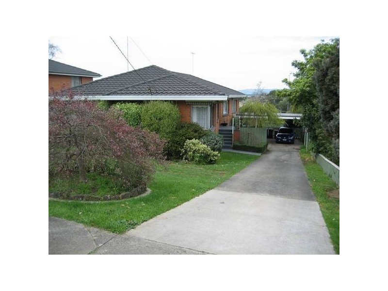 30 Sinclair Street, Warragul VIC 3820