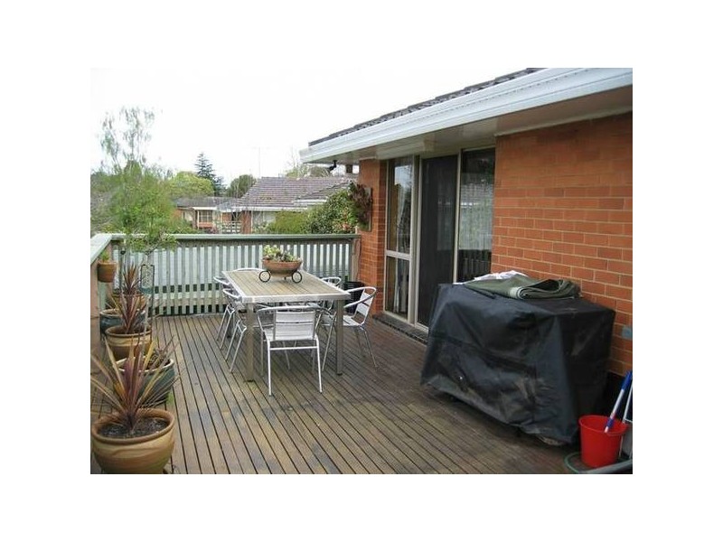 30 Sinclair Street, Warragul VIC 3820