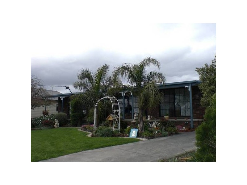 8 Drouin Road, Poowong VIC 3988