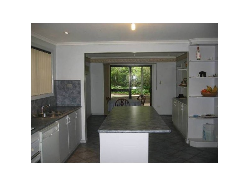 42 Buln Buln Road, Drouin VIC 3818