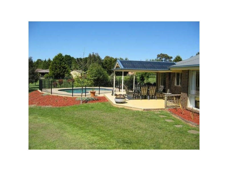 12 Bella Vista Drive, Warragul VIC 3820