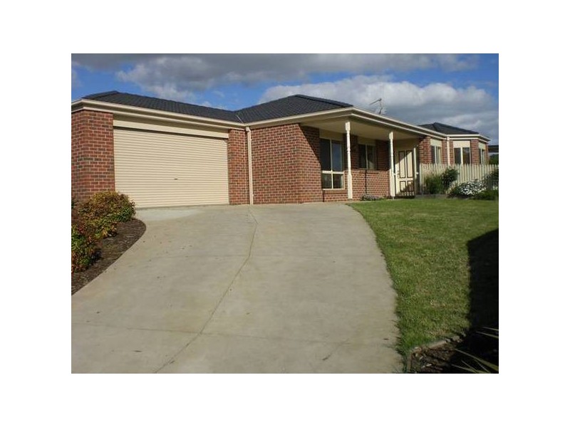 8 Hume Court, Warragul VIC 3820