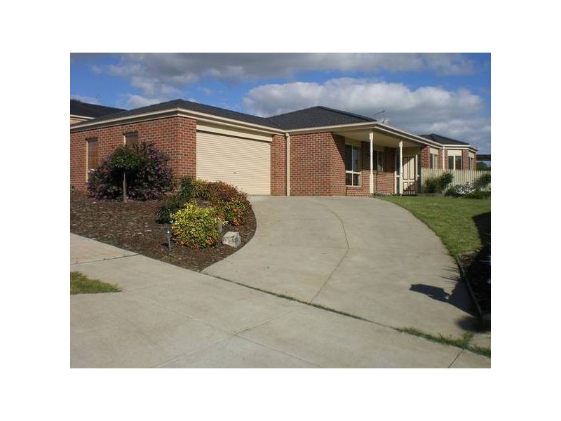 8 Hume Court, Warragul VIC 3820