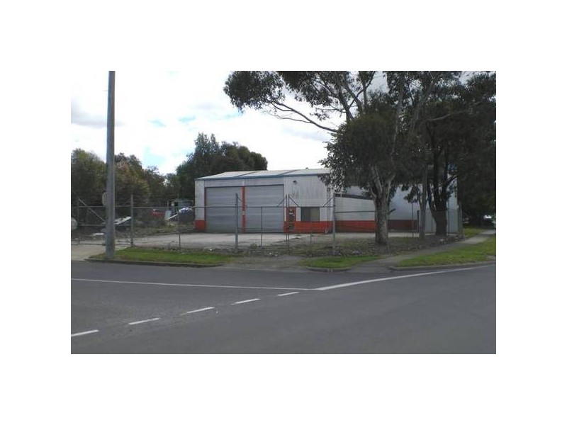 15 Mavis Avenue, Warragul VIC 3820