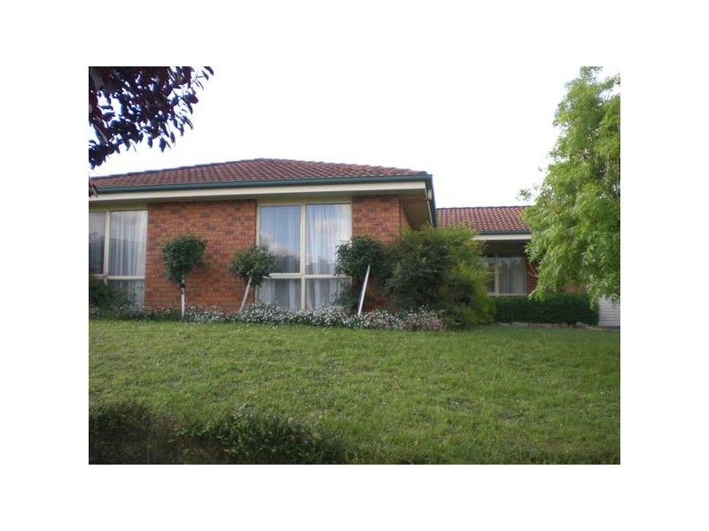 9 Myrtle Crescent, Warragul VIC 3820