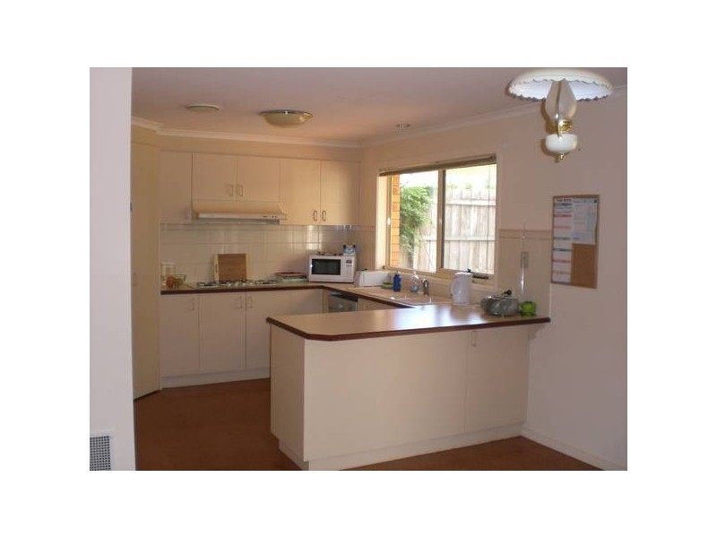 9 Myrtle Crescent, Warragul VIC 3820