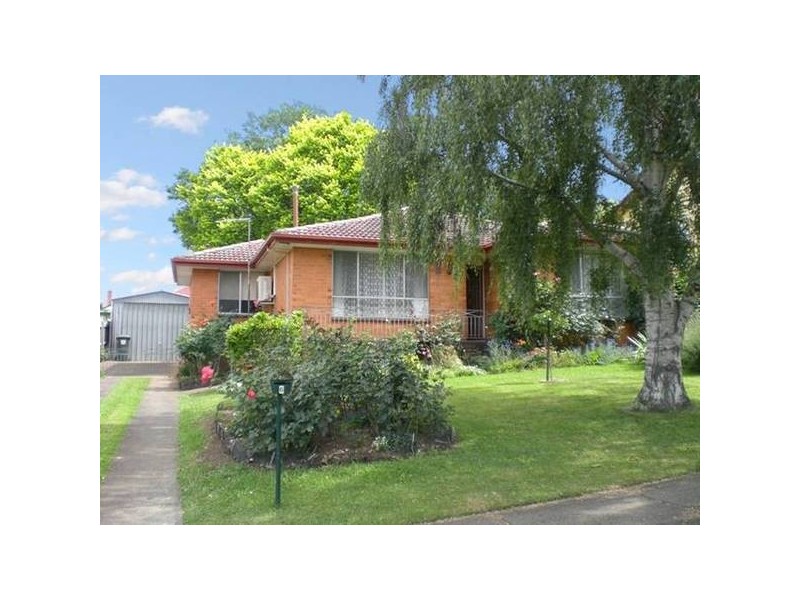 6 Tobruk Street, Warragul VIC 3820