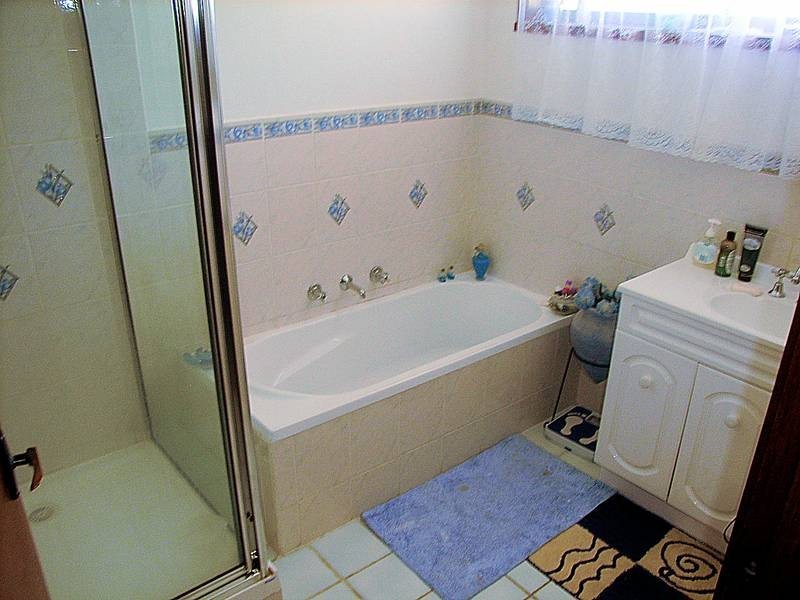 18 Euneva Drive, Mildura VIC 3500