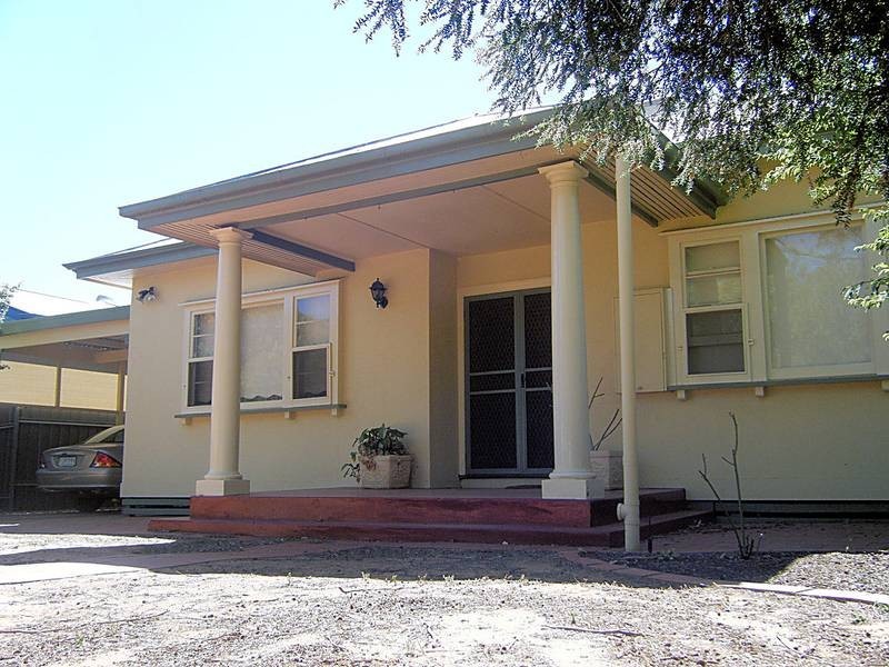 3 Henderson Place, Mildura VIC 3500