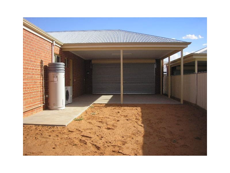1B Roberts Court, Gol Gol NSW 2738