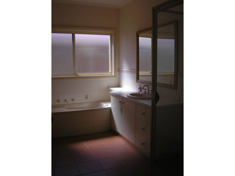 6 Merle Court, Mildura VIC 3500