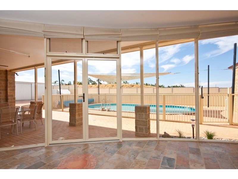 16 Gol Gol North Road, Gol Gol NSW 2738