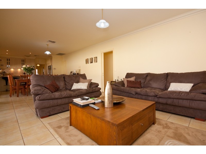 17 Marziano Drive, Mildura VIC 3500