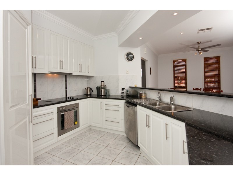 27 Petrucci Way, Mildura VIC 3500