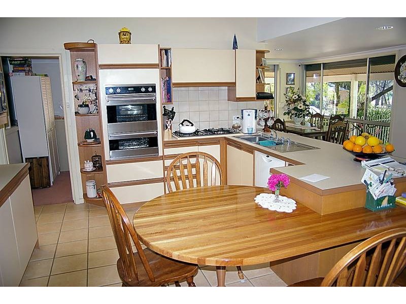 2 Hoyles Road, Yelta VIC 3505