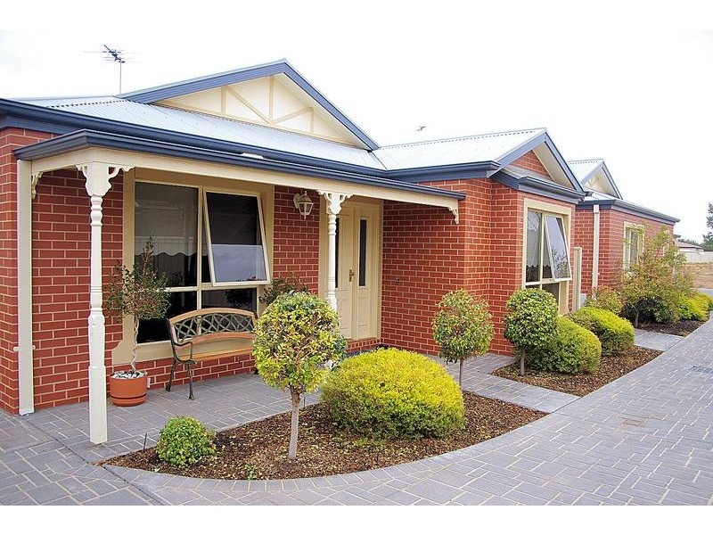 2/7 Francesca Drive, Irymple VIC 3498