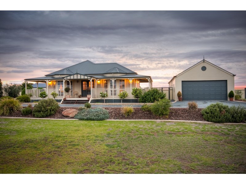 5 Angel Grove, Irymple VIC 3498