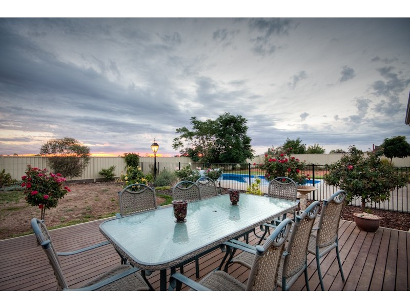 5 Angel Grove, Irymple VIC 3498