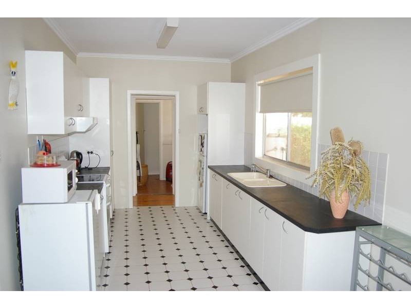 7 Murray Avenue, Mildura VIC 3500