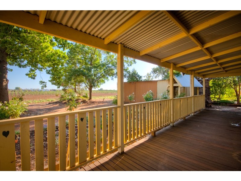 1033 Paschendale Avenue, Merbein South VIC 3505