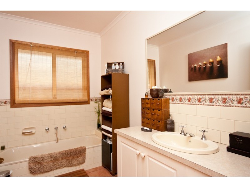 1/4 Fleetwood Court, Mildura VIC 3500