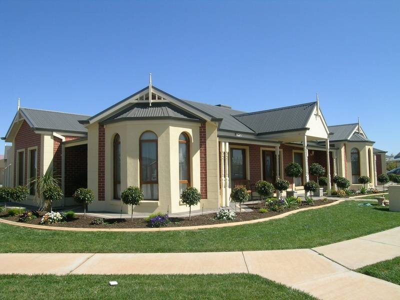 13 Edmund Barton Court, Mildura VIC 3500