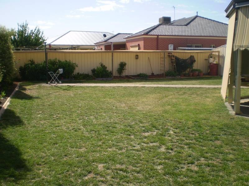 13 Edmund Barton Court, Mildura VIC 3500