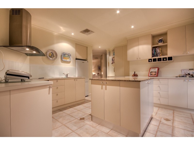 16 Rambling Way, Mildura VIC 3500