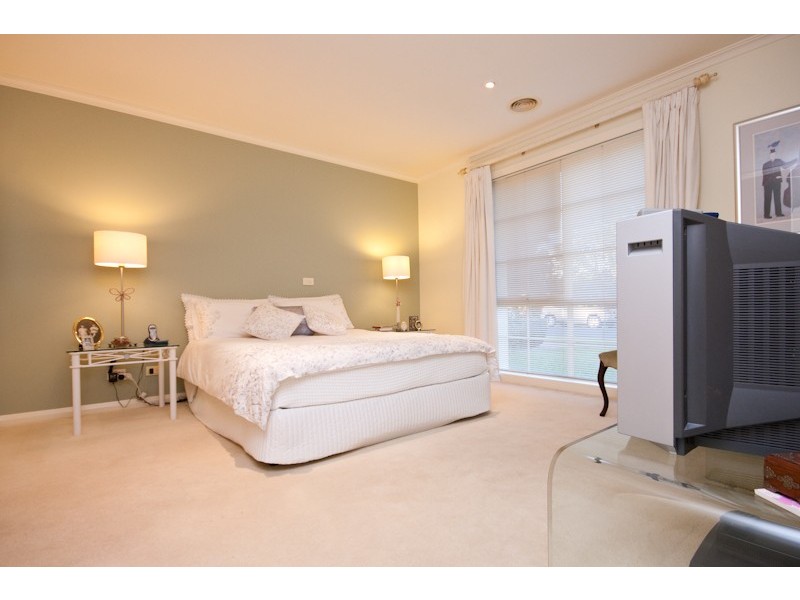 16 Rambling Way, Mildura VIC 3500