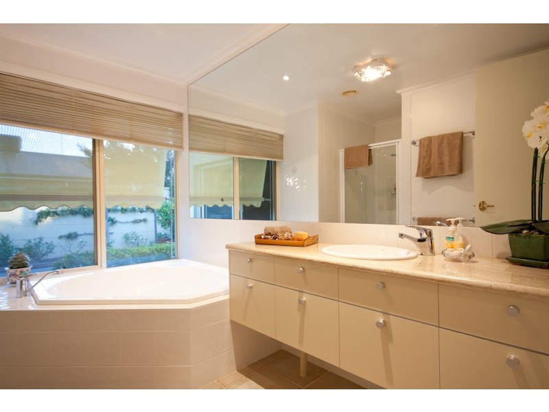 16 Rambling Way, Mildura VIC 3500