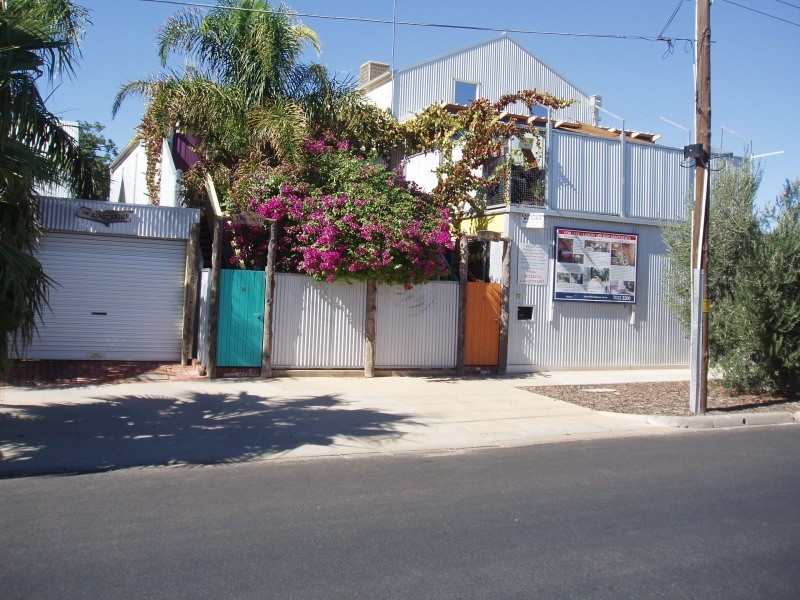 14-16 Olive Avenue, Mildura VIC 3500