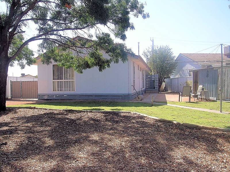 17 Weir Crescent, Mildura VIC 3500