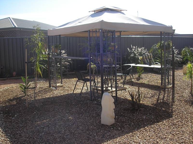 1/5 Melia Street, Red Cliffs VIC 3496