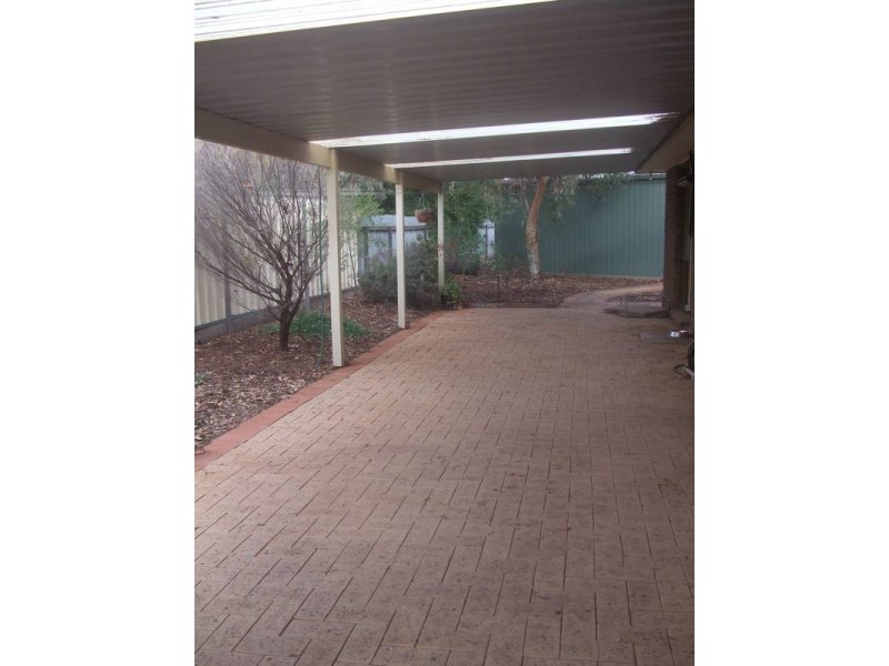 2 Finch Court, Mildura VIC 3500