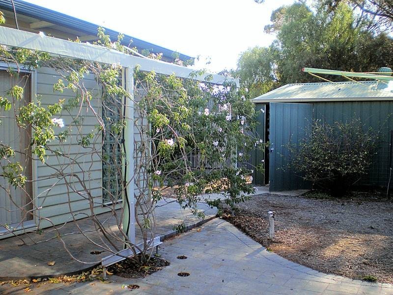 17 LeAmon Avenue, Mildura VIC 3500